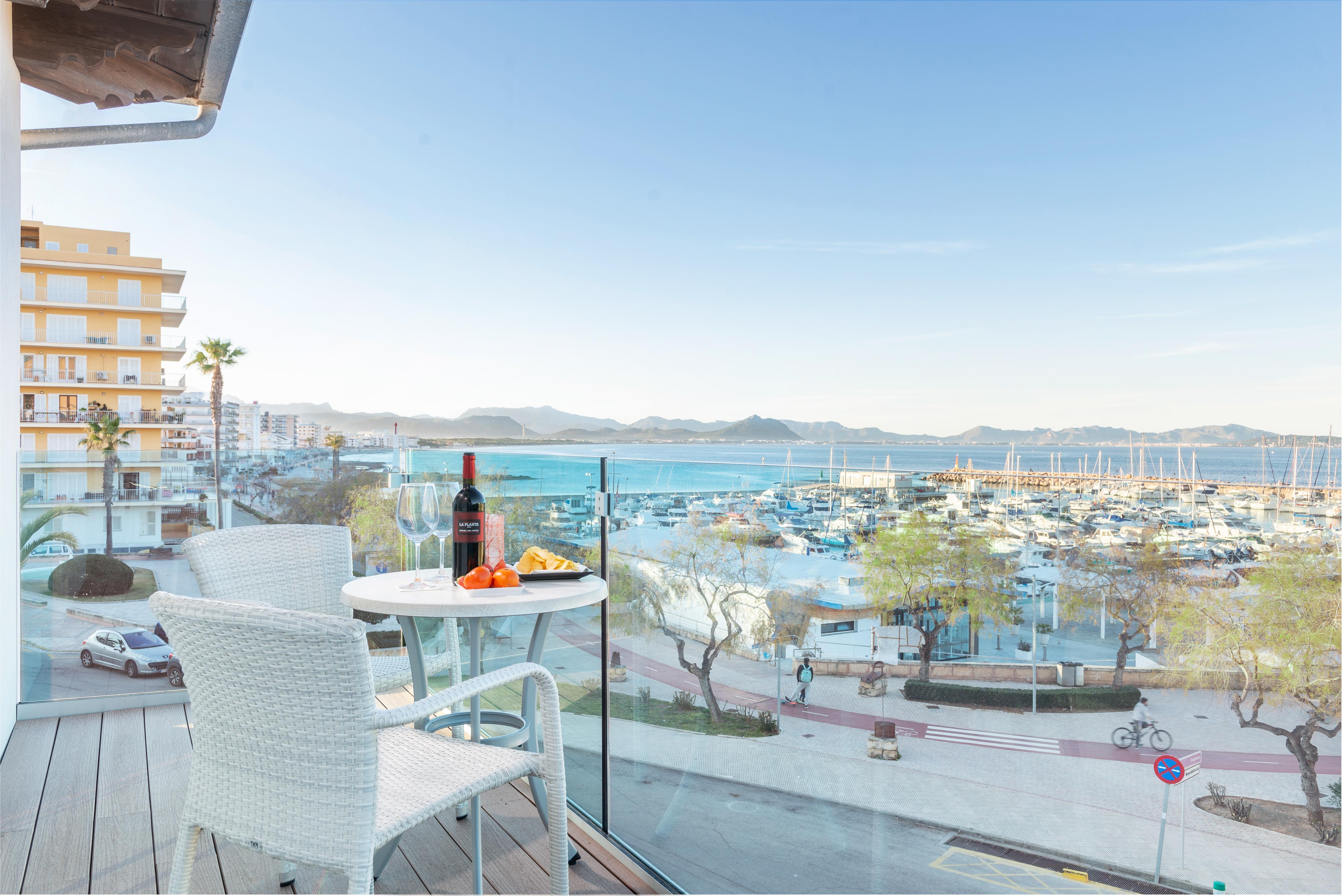 Llaut Boutique Hotel (Adults Only) กันปิกาฟอร์ต ภายนอก รูปภาพ