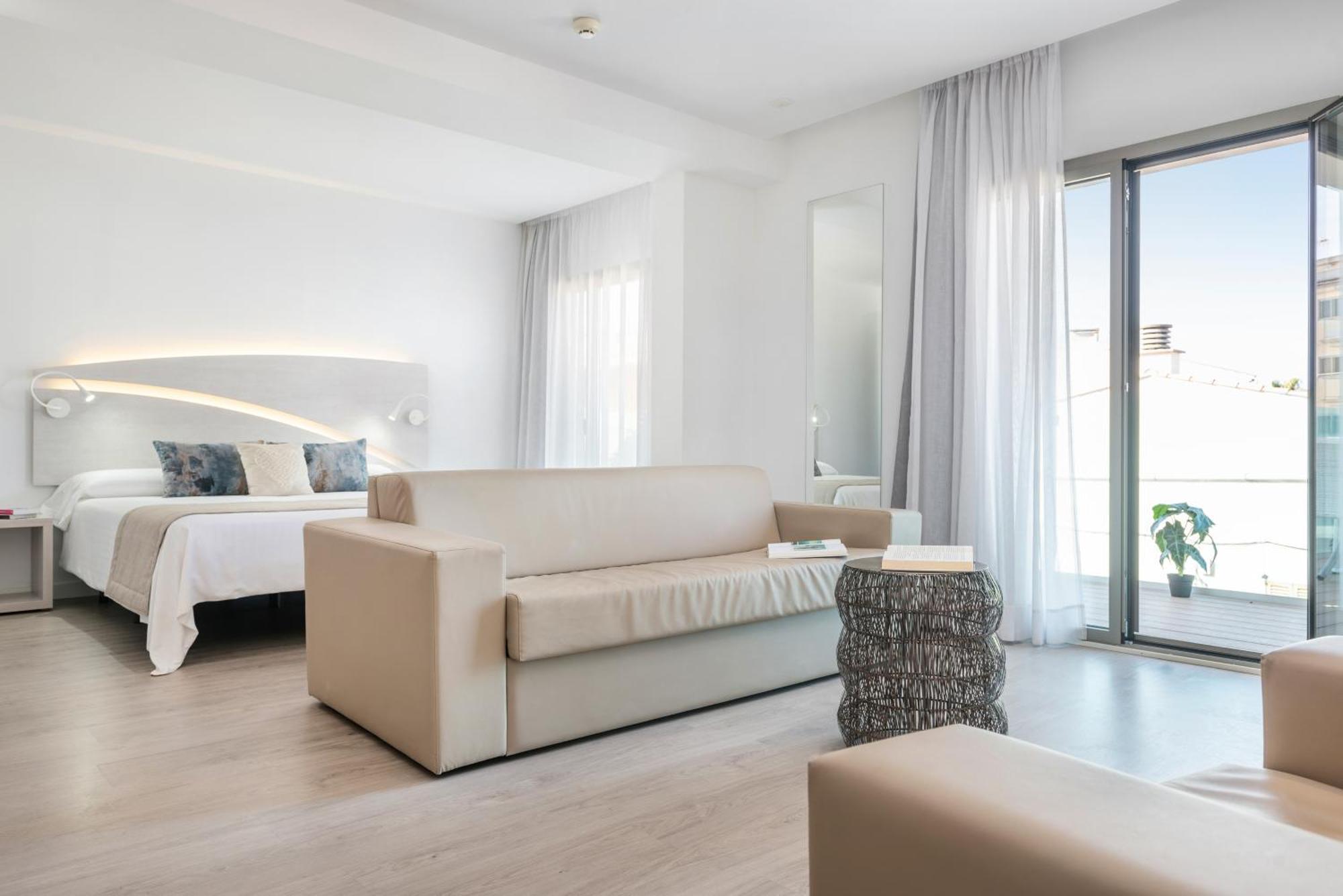 Llaut Boutique Hotel (Adults Only) กันปิกาฟอร์ต ห้อง รูปภาพ