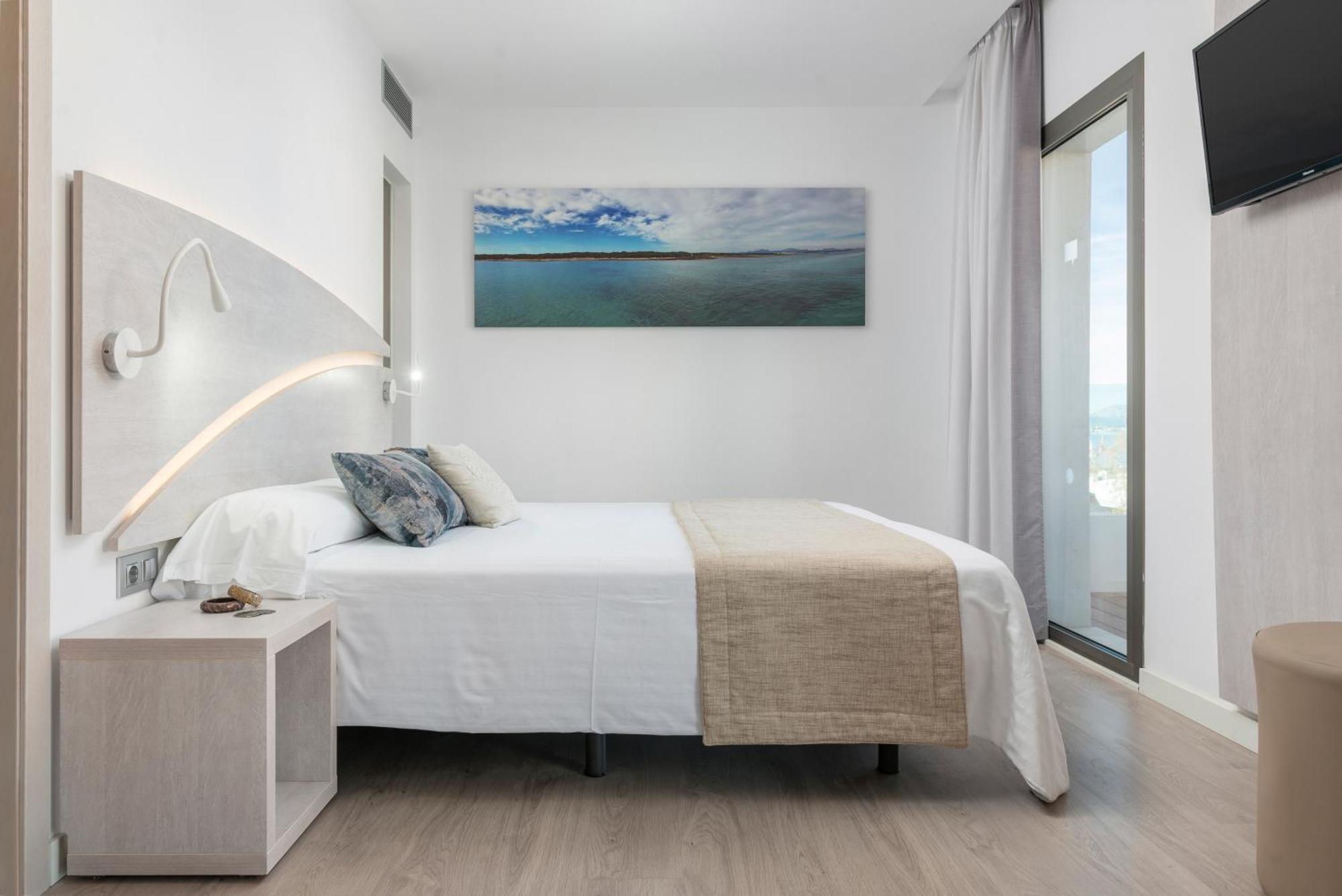 Llaut Boutique Hotel (Adults Only) กันปิกาฟอร์ต ห้อง รูปภาพ