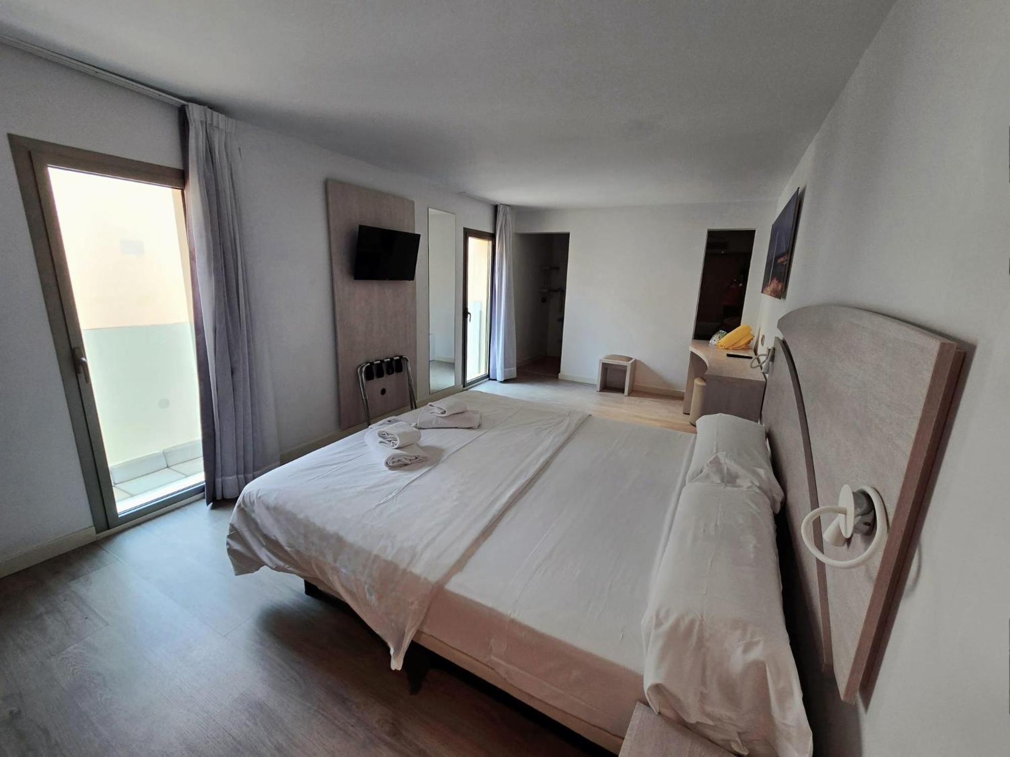 Llaut Boutique Hotel (Adults Only) กันปิกาฟอร์ต ห้อง รูปภาพ