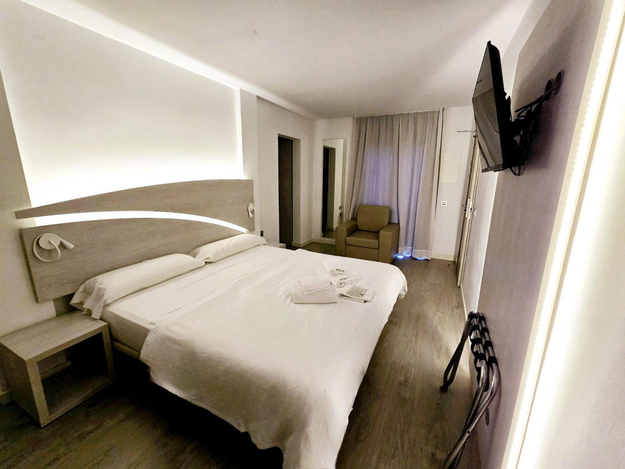 Llaut Boutique Hotel (Adults Only) กันปิกาฟอร์ต ห้อง รูปภาพ
